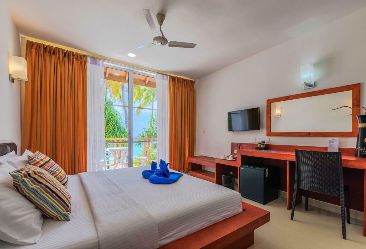 Athiri Beach Maldives Dhigurah  Buitenkant foto
