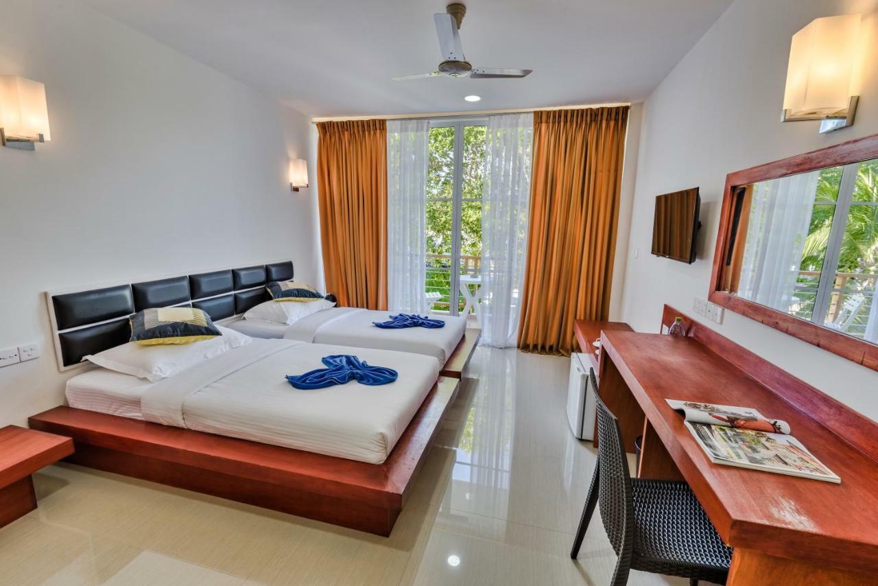 Athiri Beach Maldives Dhigurah  Buitenkant foto